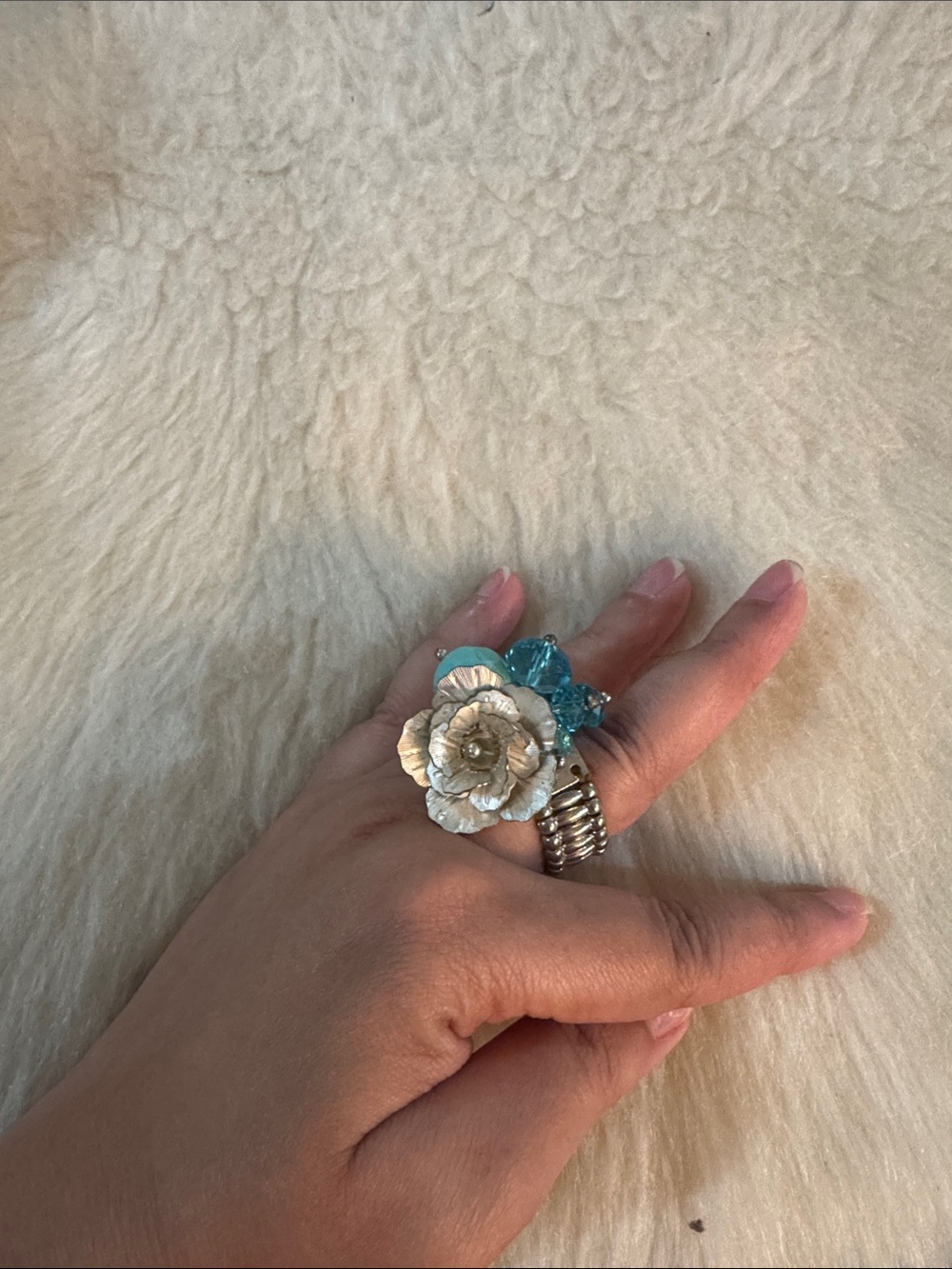 Floral Cluster Statement Ring in Turquoise and Silver - Picture 2 of 5